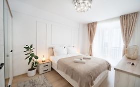 Modern Apartment In Timisoara
